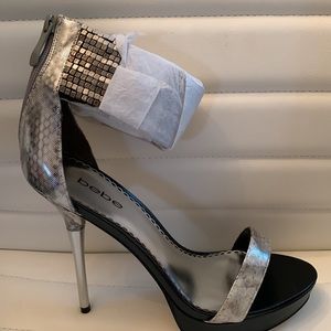 Bebe brand new